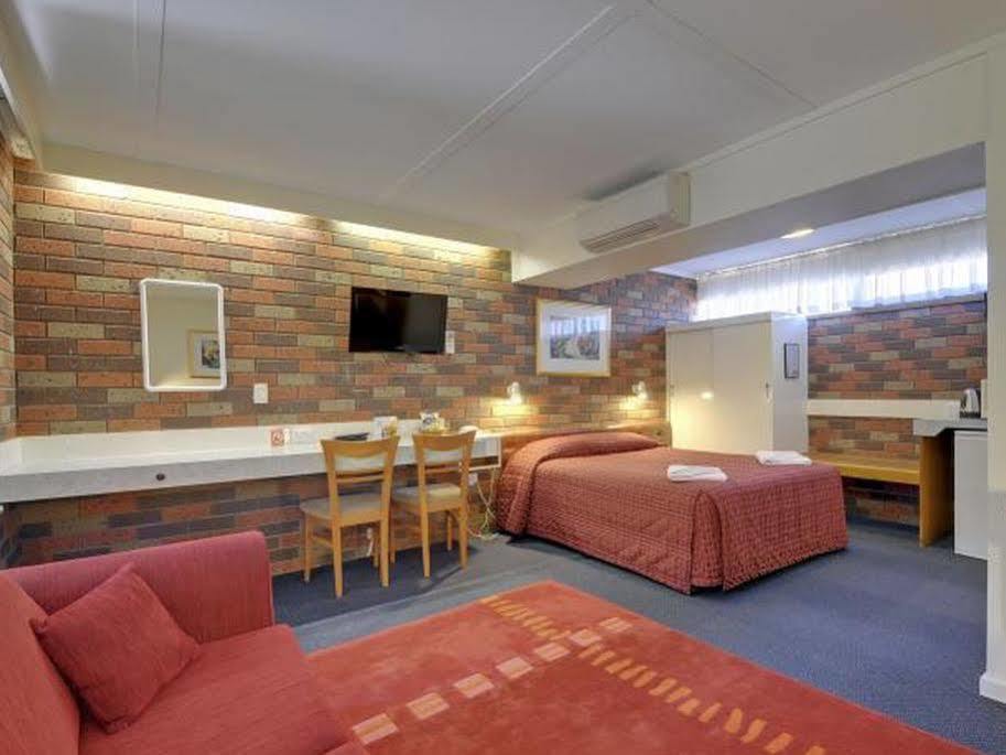 Cedar Lodge Motel Morwell Buitenkant foto